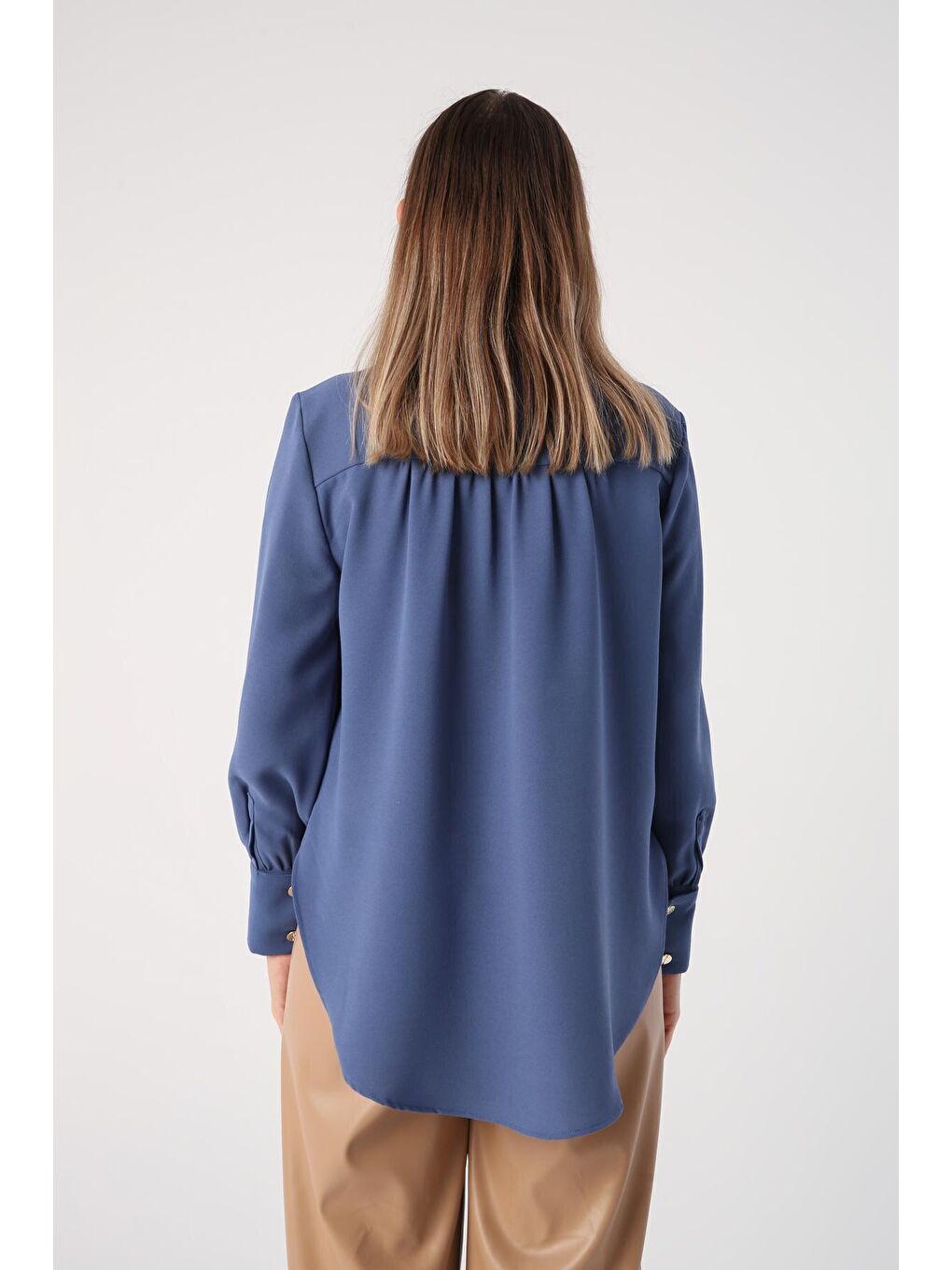 Koyu Mavi Hakim Yaka Kısa Gömlek-3