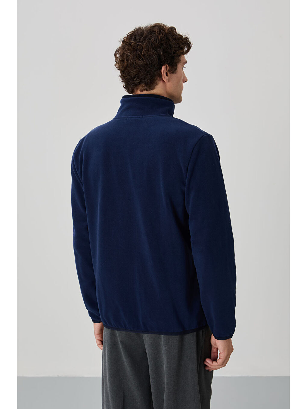 İndigo Yazı Nakışlı Dik Yaka  Standart Kalıp Erkek Fermuarlı Sweatshirt Polar - 87992-4