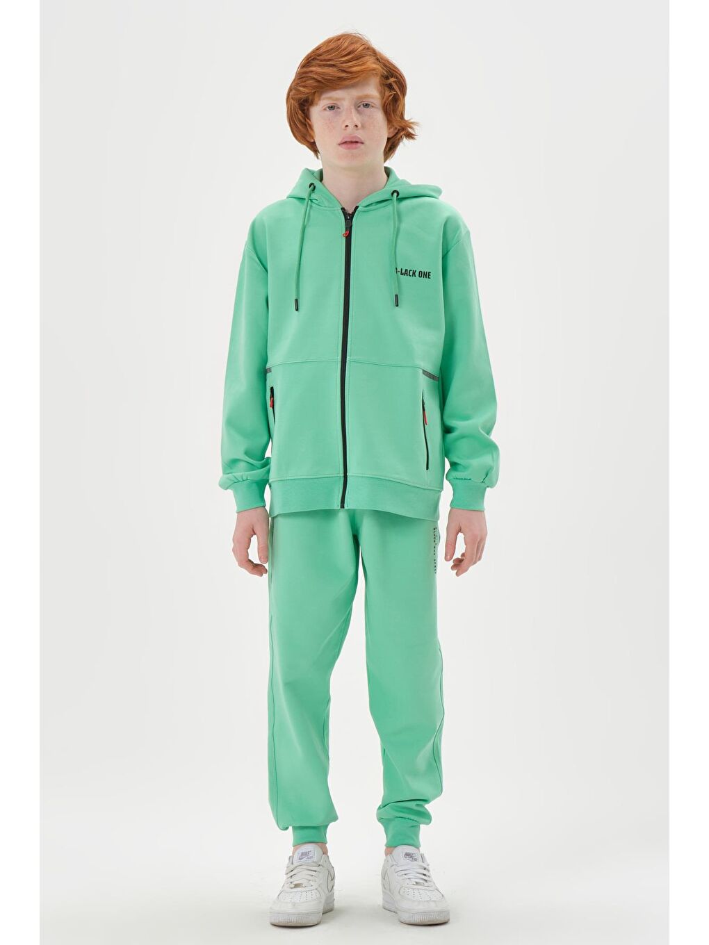 Yeşil Kapüşonlu Ayarlanabilir Bel Lastikli Çift Cepli Erkek Eşofman Takımı