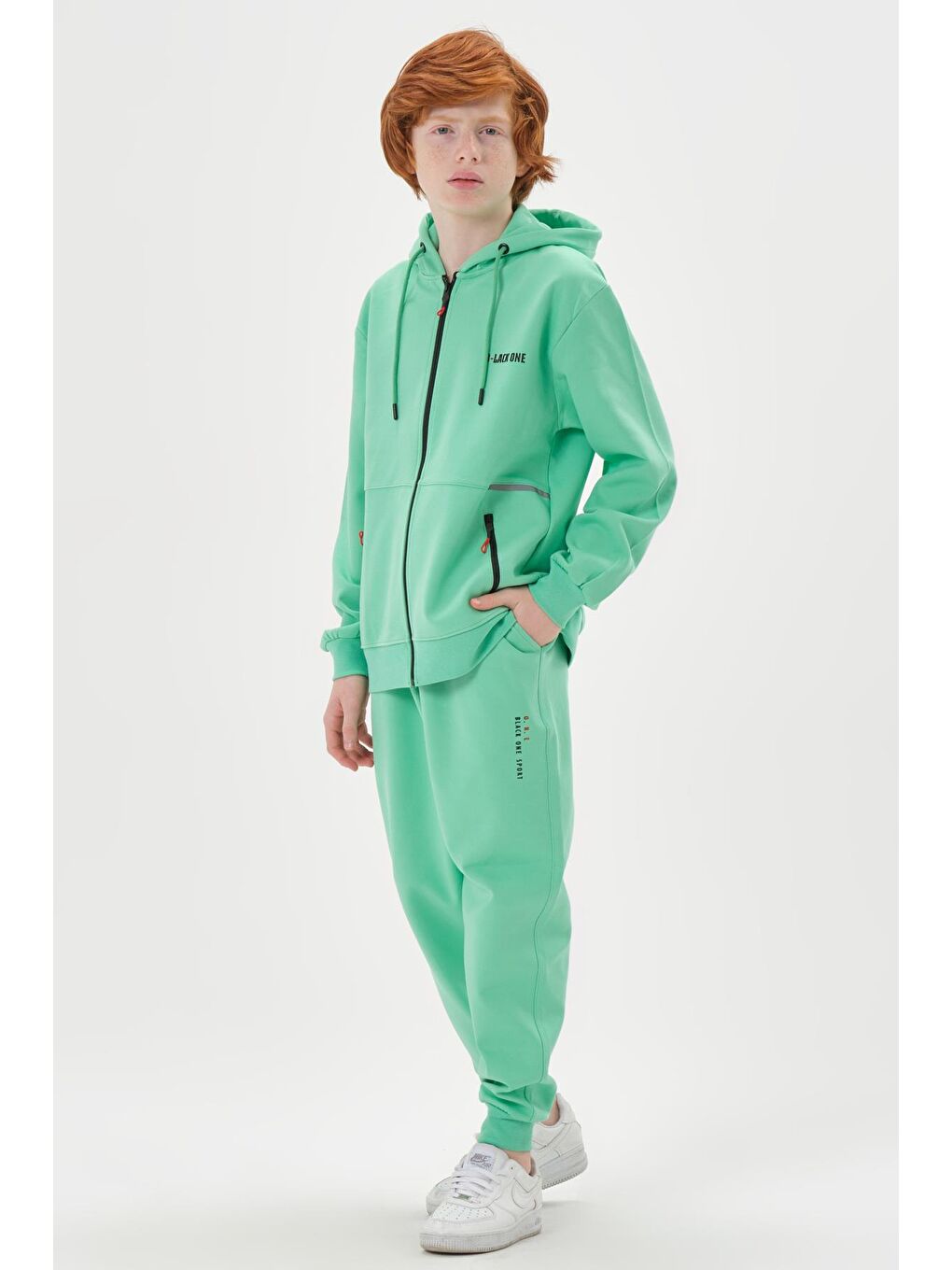 Yeşil Kapüşonlu Ayarlanabilir Bel Lastikli Çift Cepli Erkek Eşofman Takımı-2
