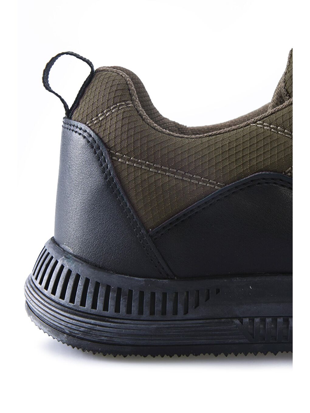 Haki Bağcıklı Kapitone Suni Deri Detaylı Erkek Spor Ayakkabı - 89096-3