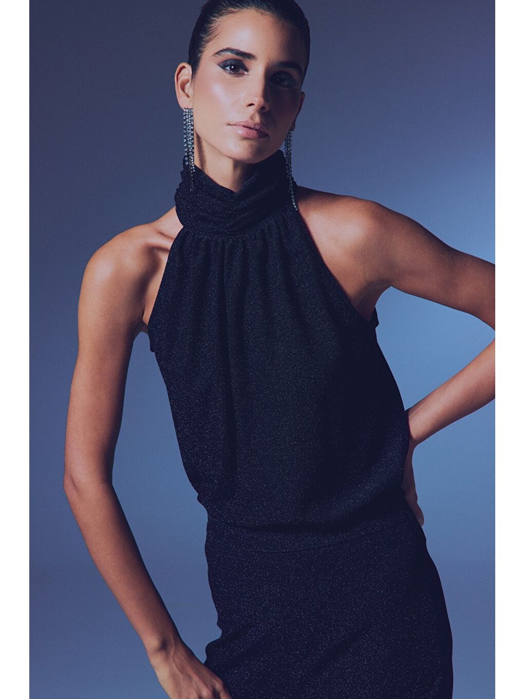 Kolsuz Parlak Bluz - Siyah