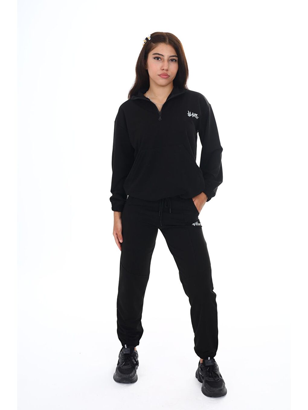Siyah Follow Baskılı Fermuar Yakalı Kız Çocuk Eşofman Takımı 16493