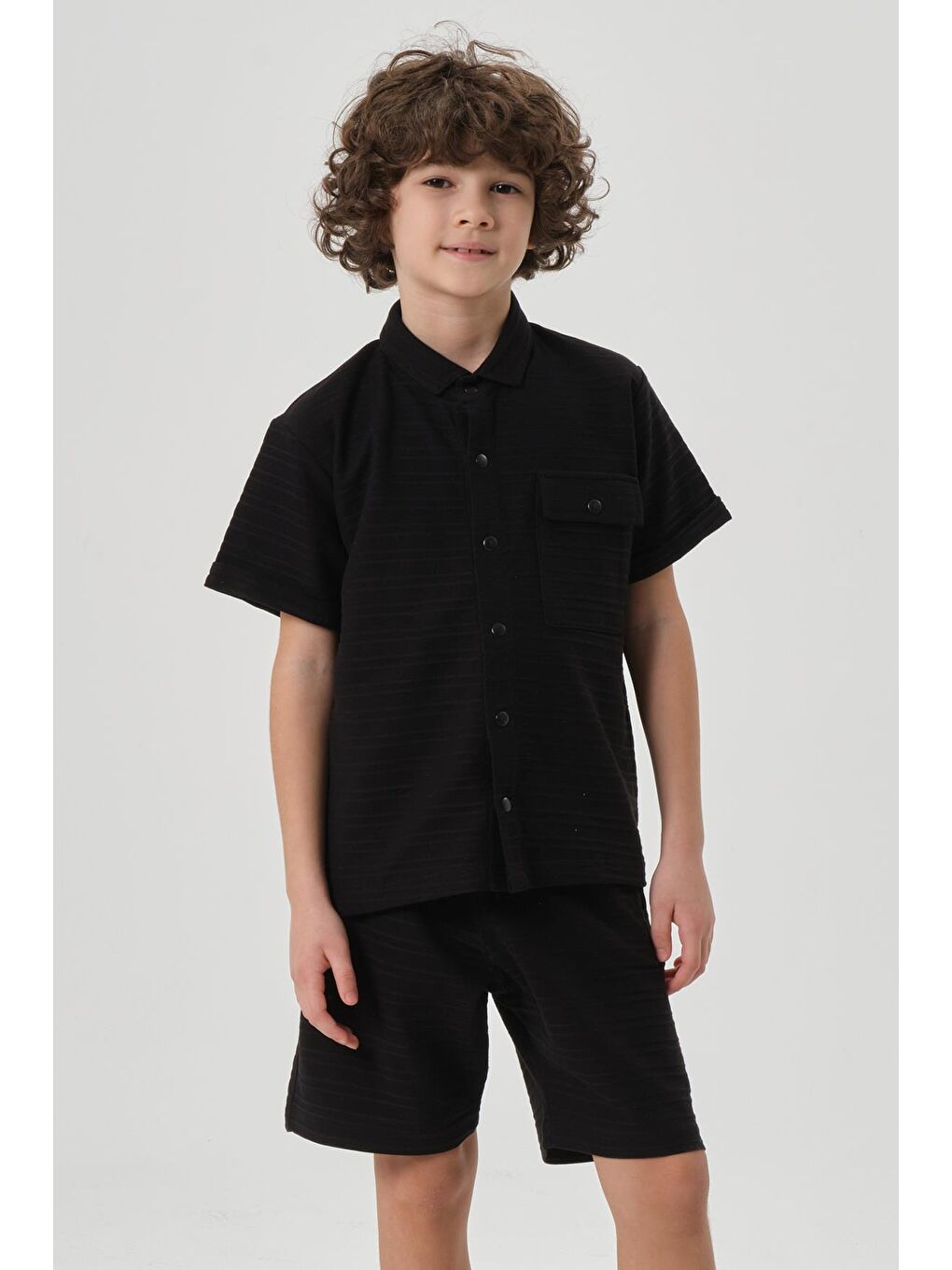 Siyah Çizgili Petek Kumaş Gömlek Düğme Detaylı Erkek Çocuk Alt Üst Takım-2