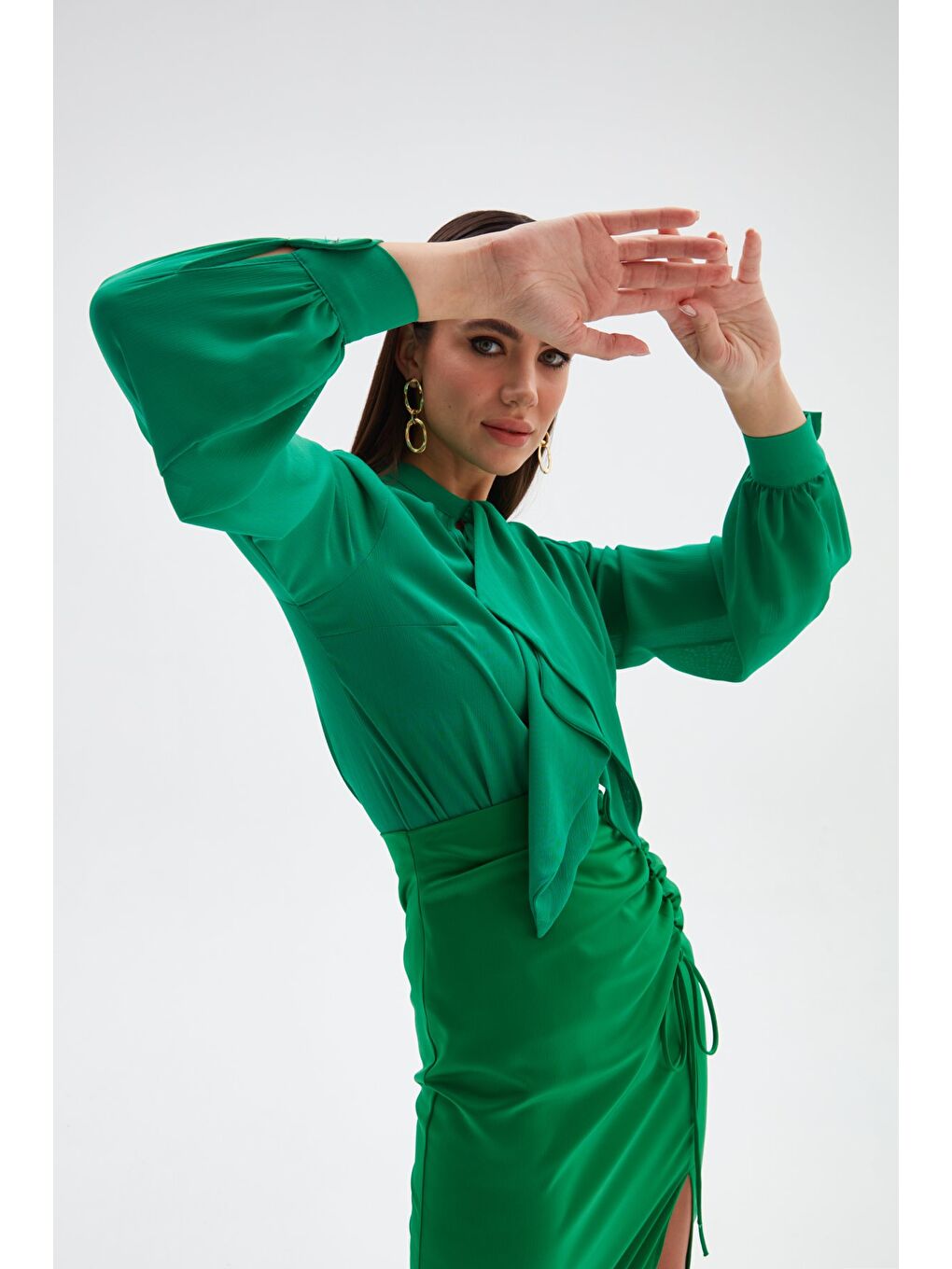 Fular Detaylı Salaş Bluz - Yeşil-3