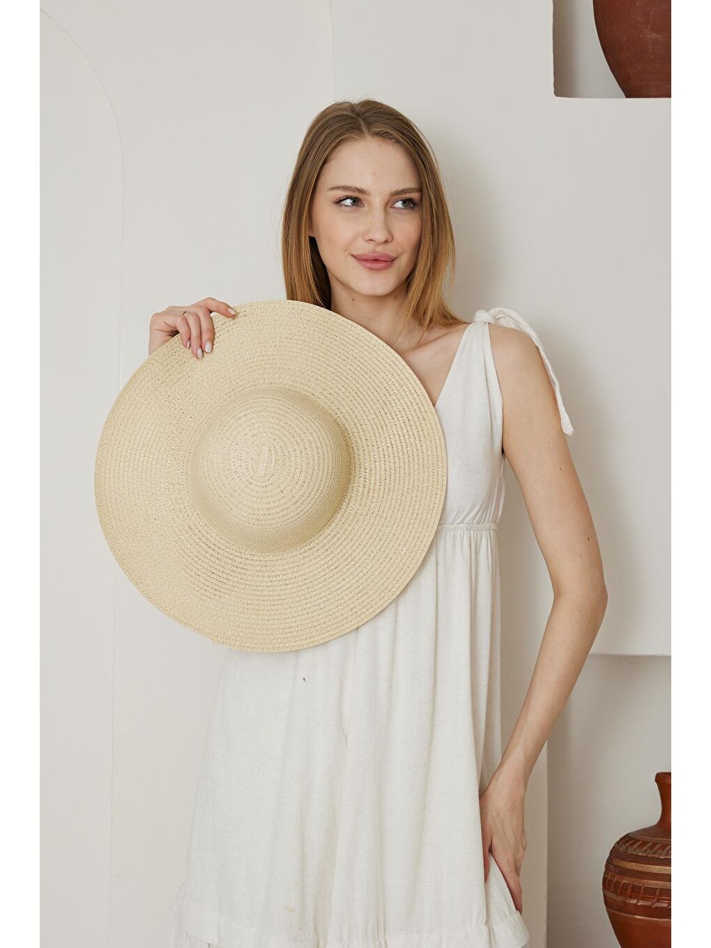 Kadın Bej Geniş Hasır Şapka - Bronte-1