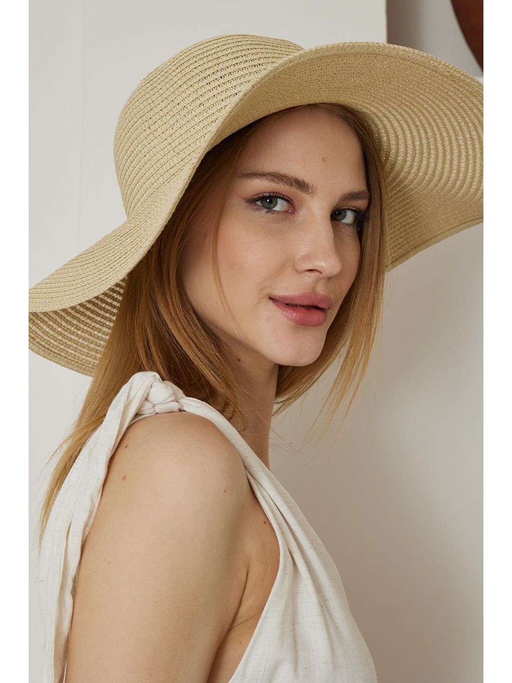 Kadın Bej Geniş Hasır Şapka - Bronte-4