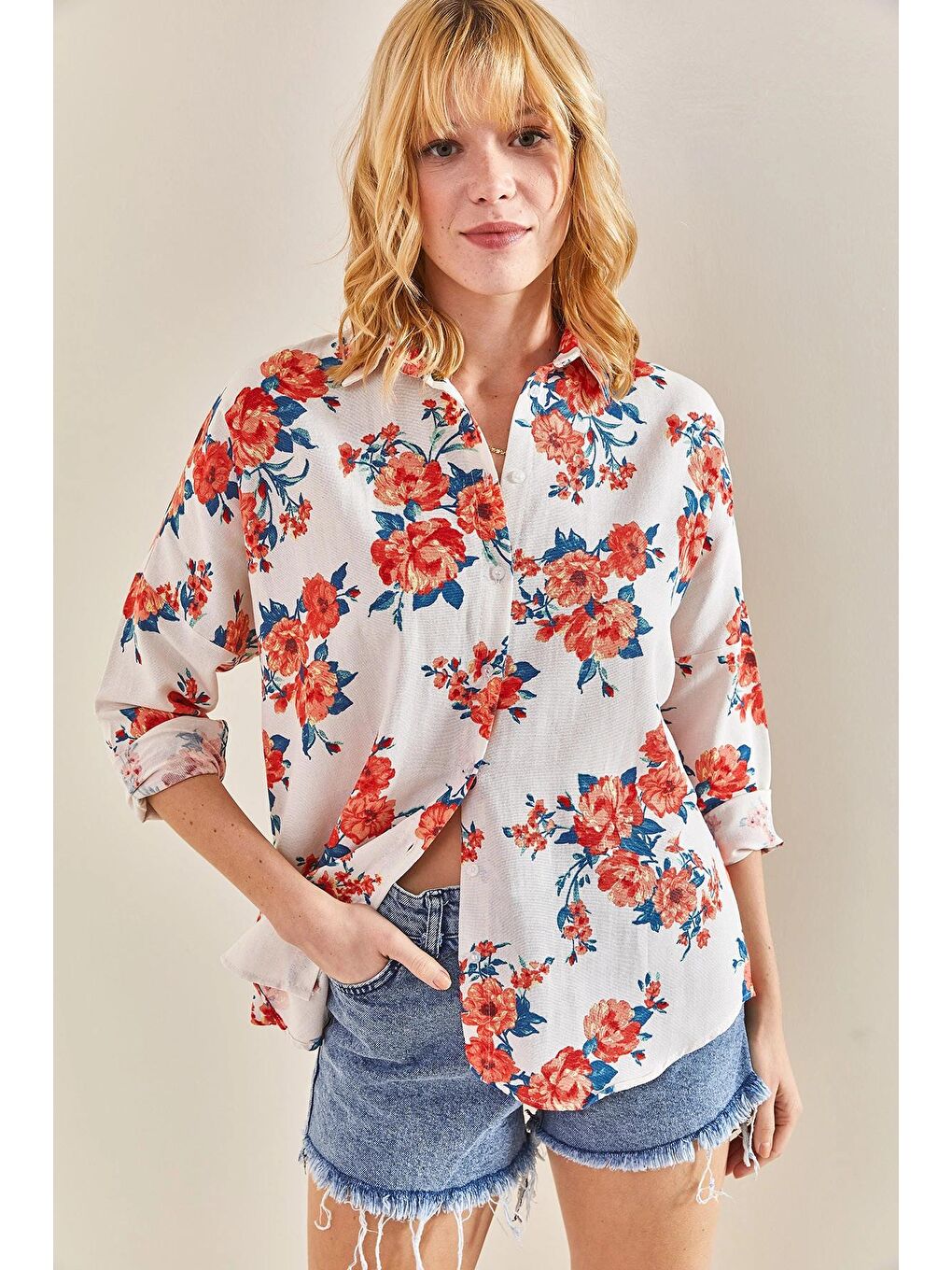 Kırmızı Kadın Desenli Keten Gömlek