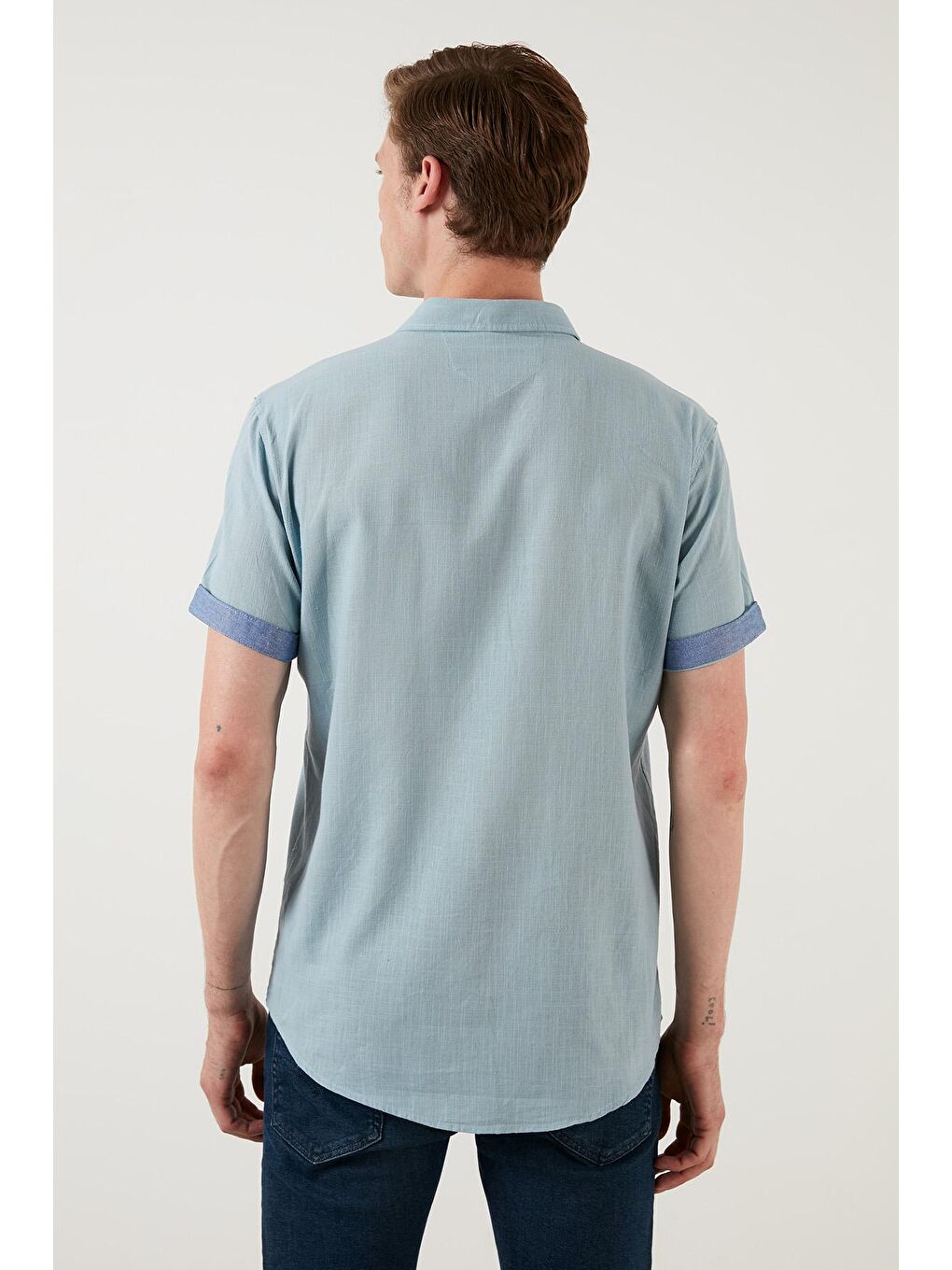 Turkuaz Pamuklu Düğmeli Yaka Kısa Kollu Gömlek CF21S112546-4