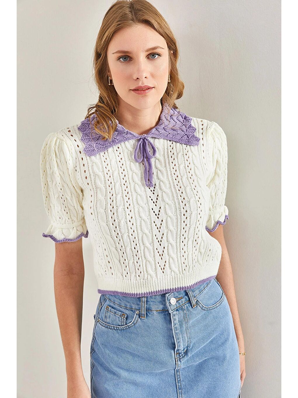 Bej Kadın Bebe Yaka Kısa Kollu Saç Örgü Triko Kazak