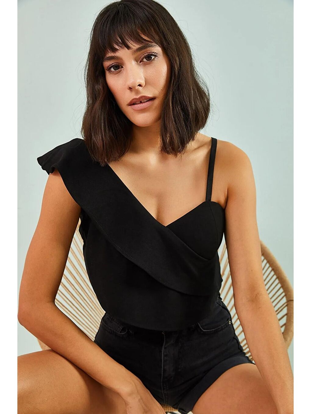 Siyah Kadın Tek Omuz Desenli Bluz-1