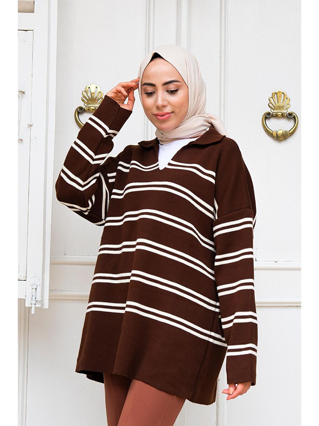 Polo Yaka Çizgili Triko Kazak Kahverengi-1