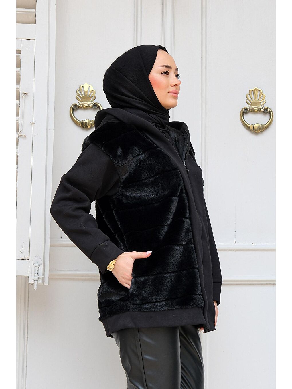 Kapüşonlu Peluş Ceket  Siyah-4