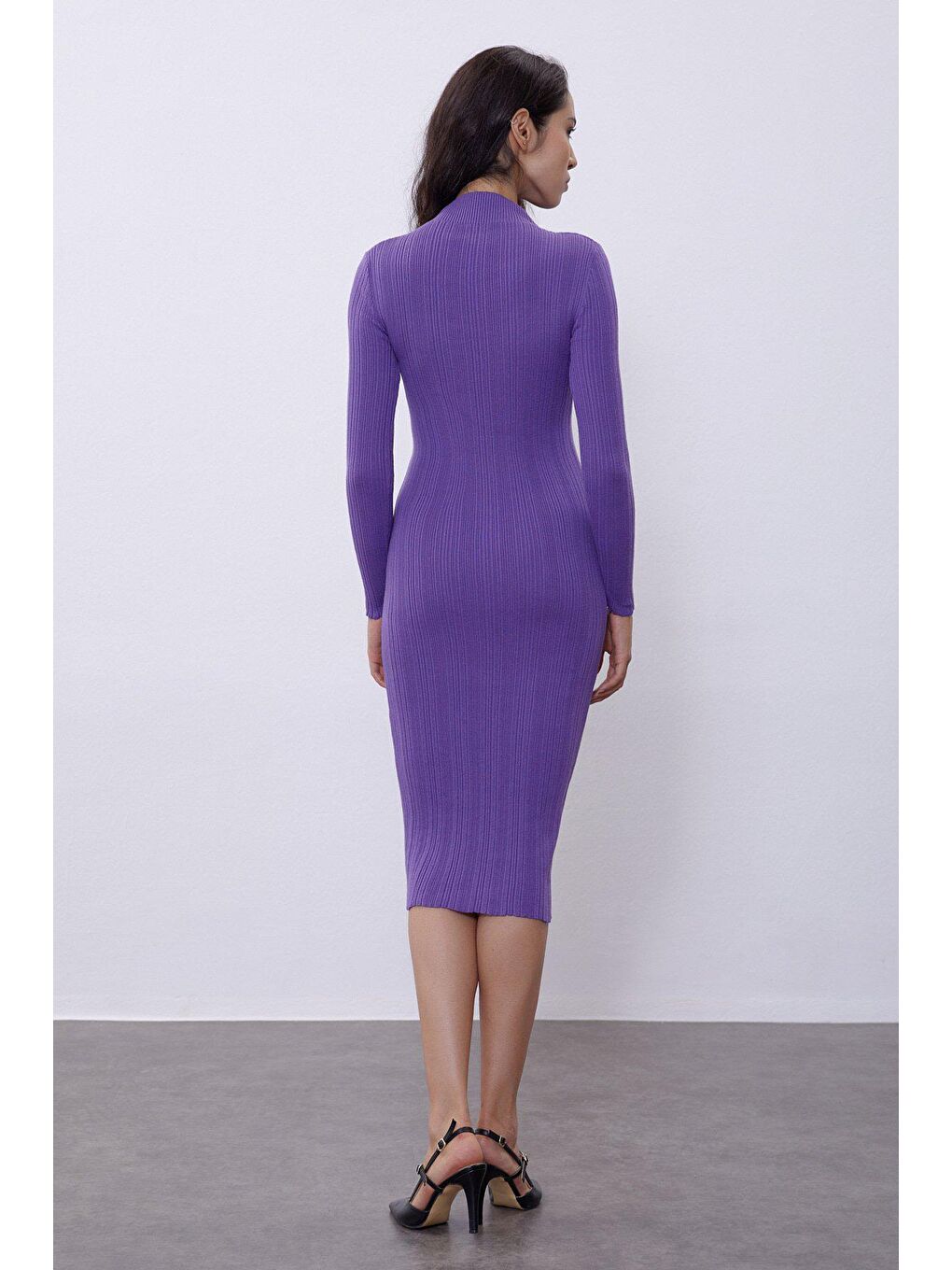 Mor Uzun Kollu Yarım Balıkçı Yaka Midi Boy Triko Elbise SWD4506MO-4