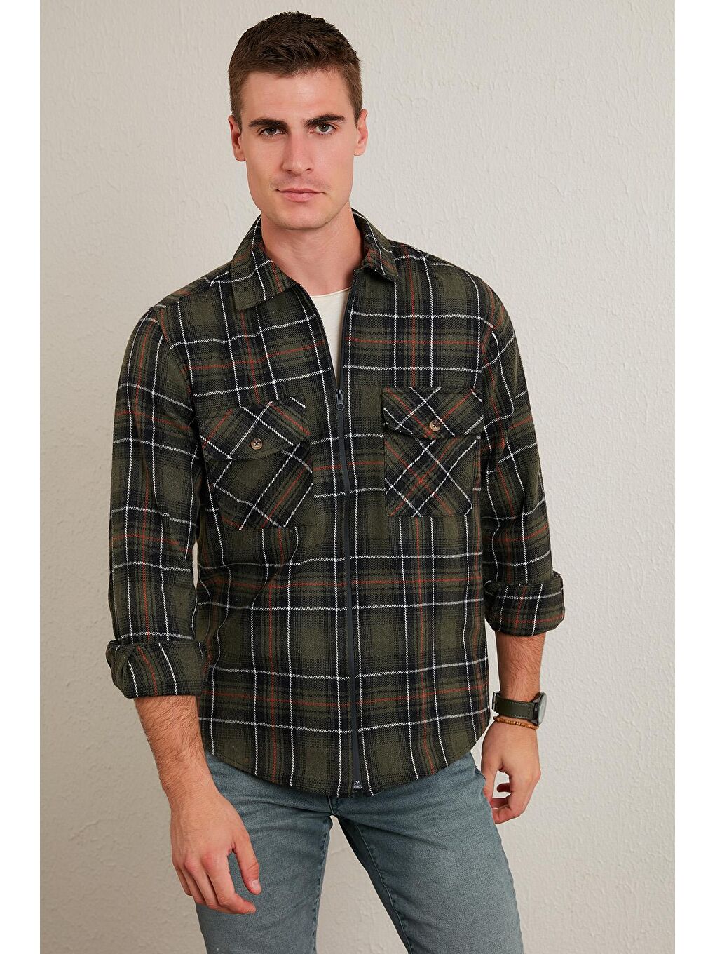 Haki Fermuarlı Çift Cepli Ekoseli Gömlek CF21W112832-1