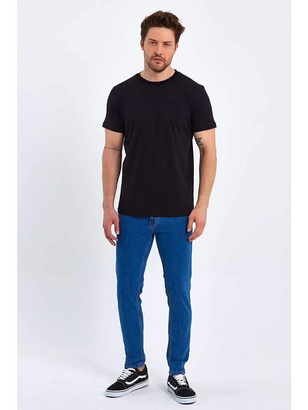 Siyah Erkek Süprem Basic Bisiklet Yaka Tişört-1