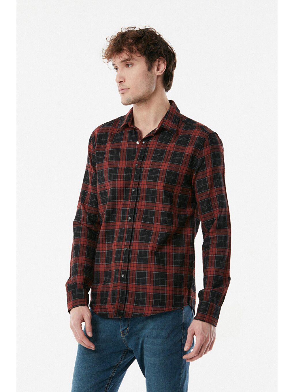 Kahverengi Ekose Desenli Çıtçıtlı Gömlek-4