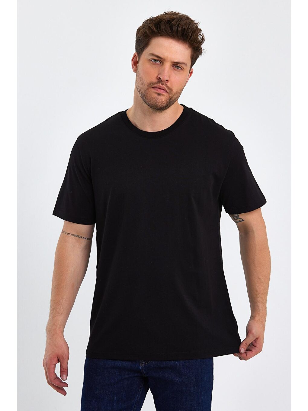 Siyah Bisiklet Yaka Relax Fit Erkek Tişört-3