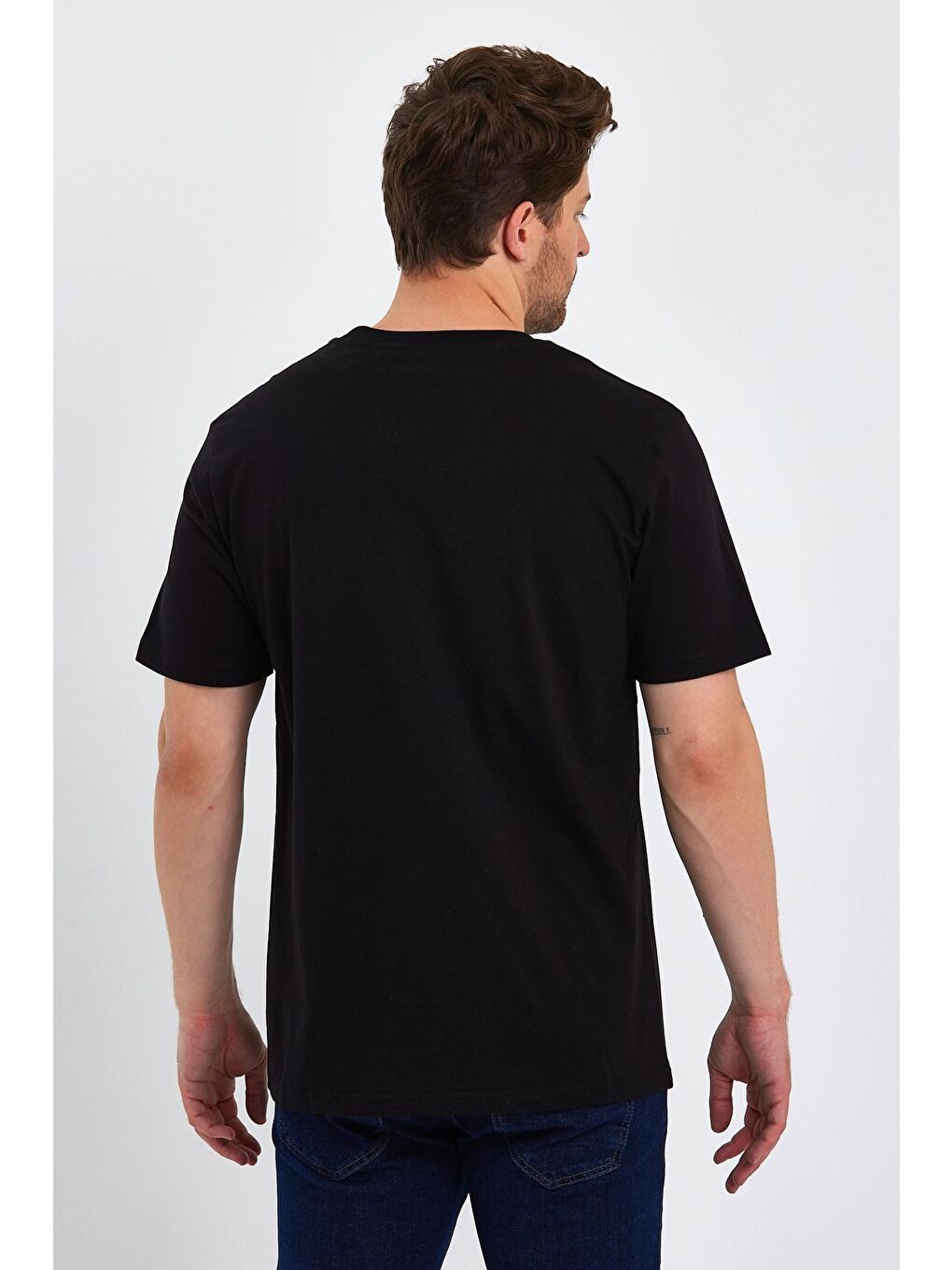 Siyah Bisiklet Yaka Relax Fit Erkek Tişört-4