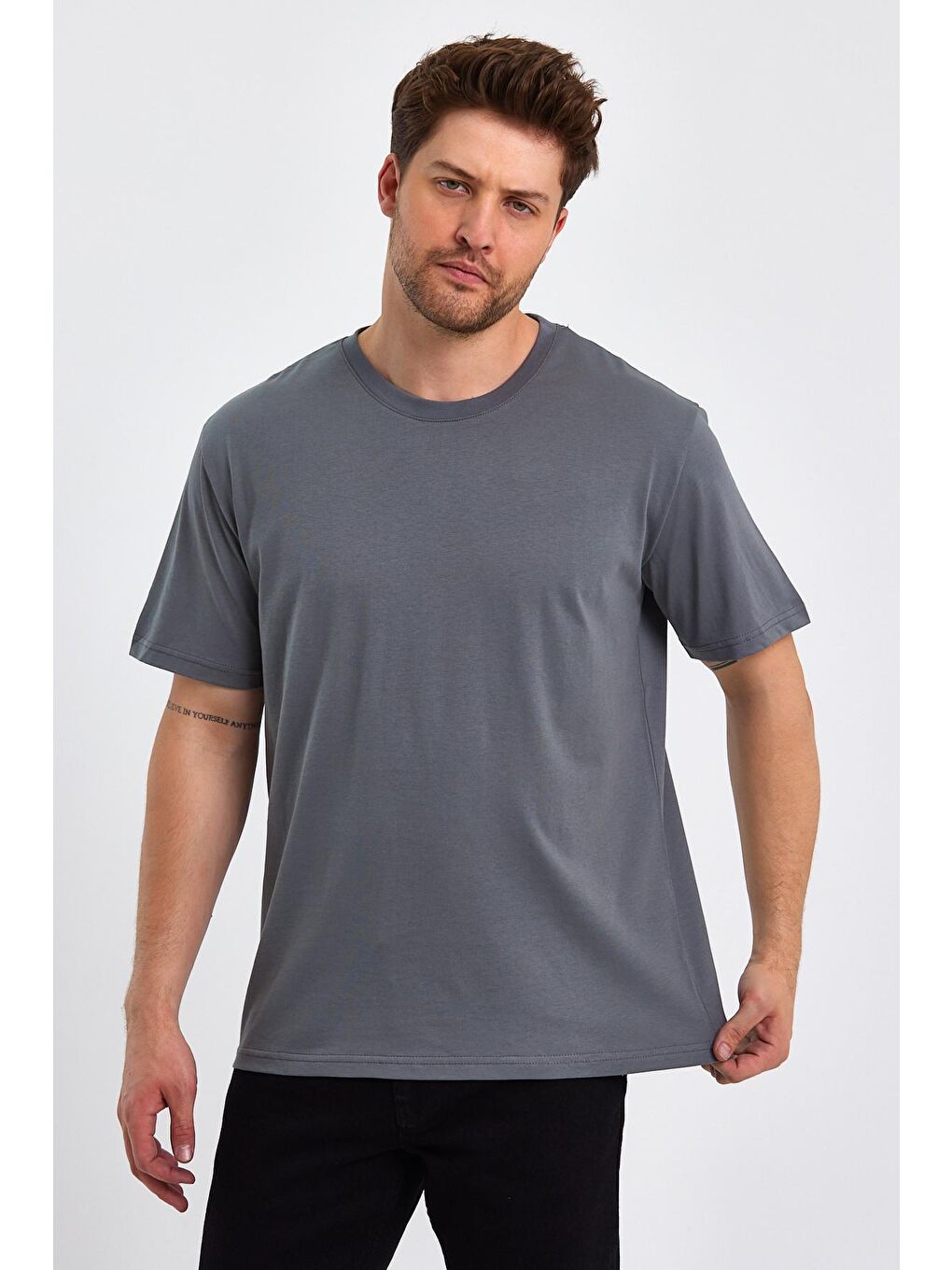 Antrasit Bisiklet Yaka Relax Fit Erkek Tişört-3