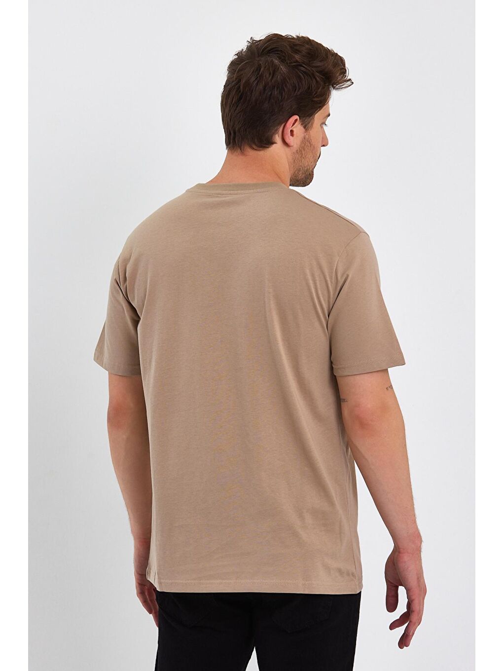 Bej Bisiklet Yaka Relax Fit Erkek Tişört-4