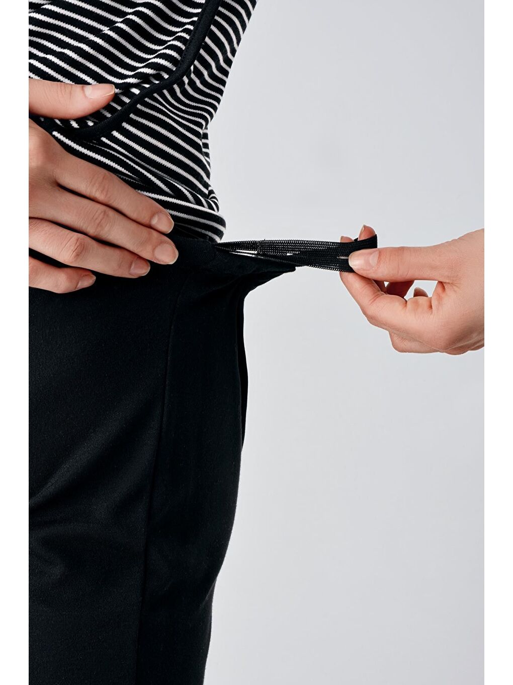 Siyah Uzun Kollu Düğmeli Esnek Şardonlu Viskoz Hamile Pijama Takım 22103-2