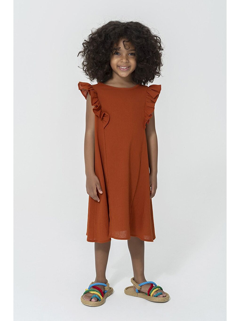 Kahverengi Organik Omuz Volanlı Kiremit Elbise-1