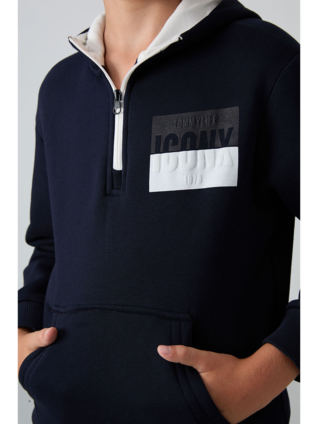 Lacivert Pamuklu Kalın İçi Tüylü Yumuşak Dokulu Standart Fit Baskılı Erkek Çocuk Eşofman Takım - 11-4