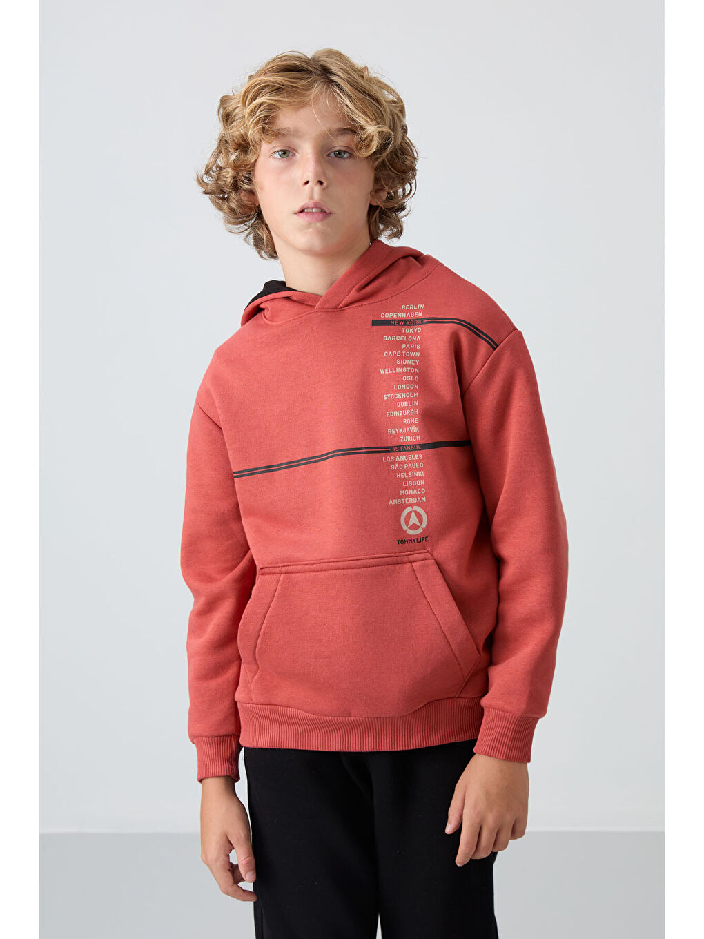 Kahverengi Kiremit Pamuklu Kalın İçi Tüylü Yumuşak Dokulu Standart Fit Baskılı Erkek Çocuk Sweatshirt - 11239-3