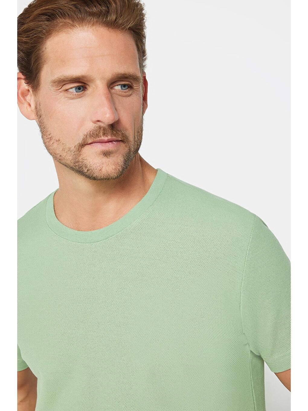 Erkek Slim Fit Dar Kesim %100 Pamuk Yumuşak Dokulu Desenli Yeşil Bisiklet Yaka Tişört-2