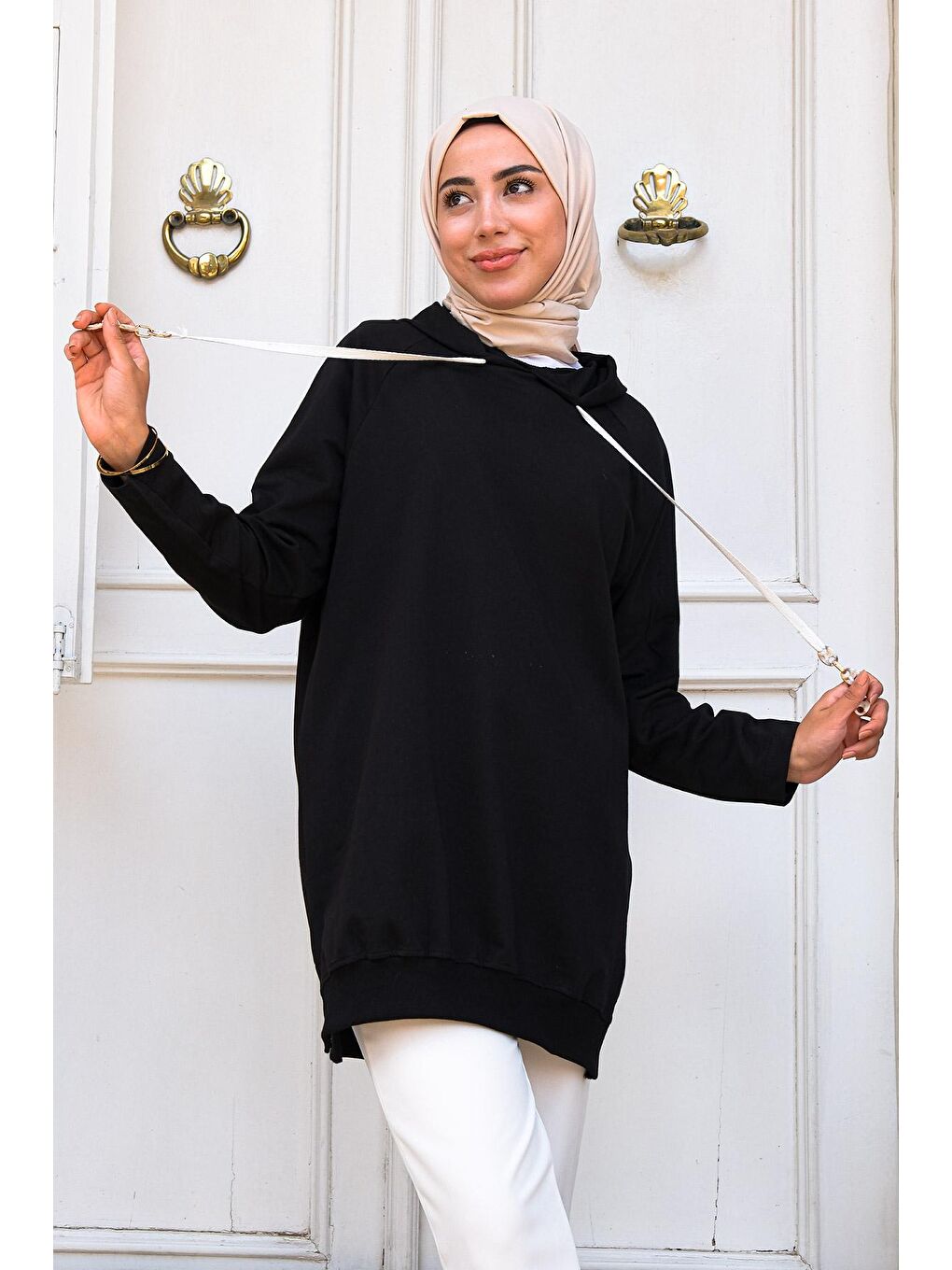 Kapüşonlu Kolları Şeritli Sweat Siyah-1