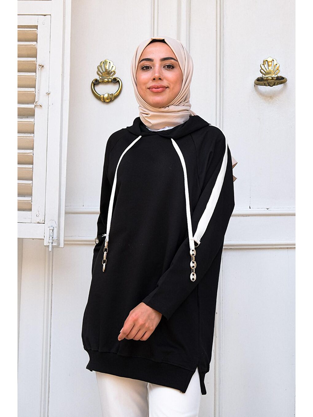 Kapüşonlu Kolları Şeritli Sweat Siyah-4