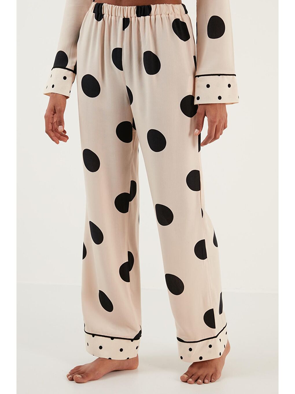 Bej Rahat Kesim Bol Paça Gömlek Yaka Pijama Takımı 6110498-3