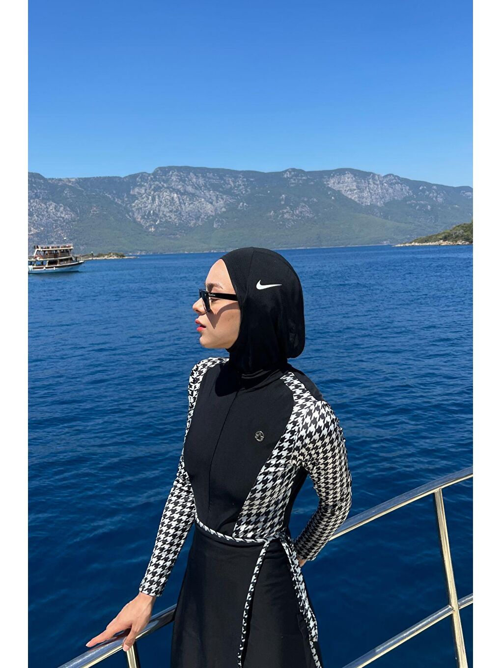 Etekli Taytlı Tam Kapalı Tesettür Mayo C13059 Siyah-1