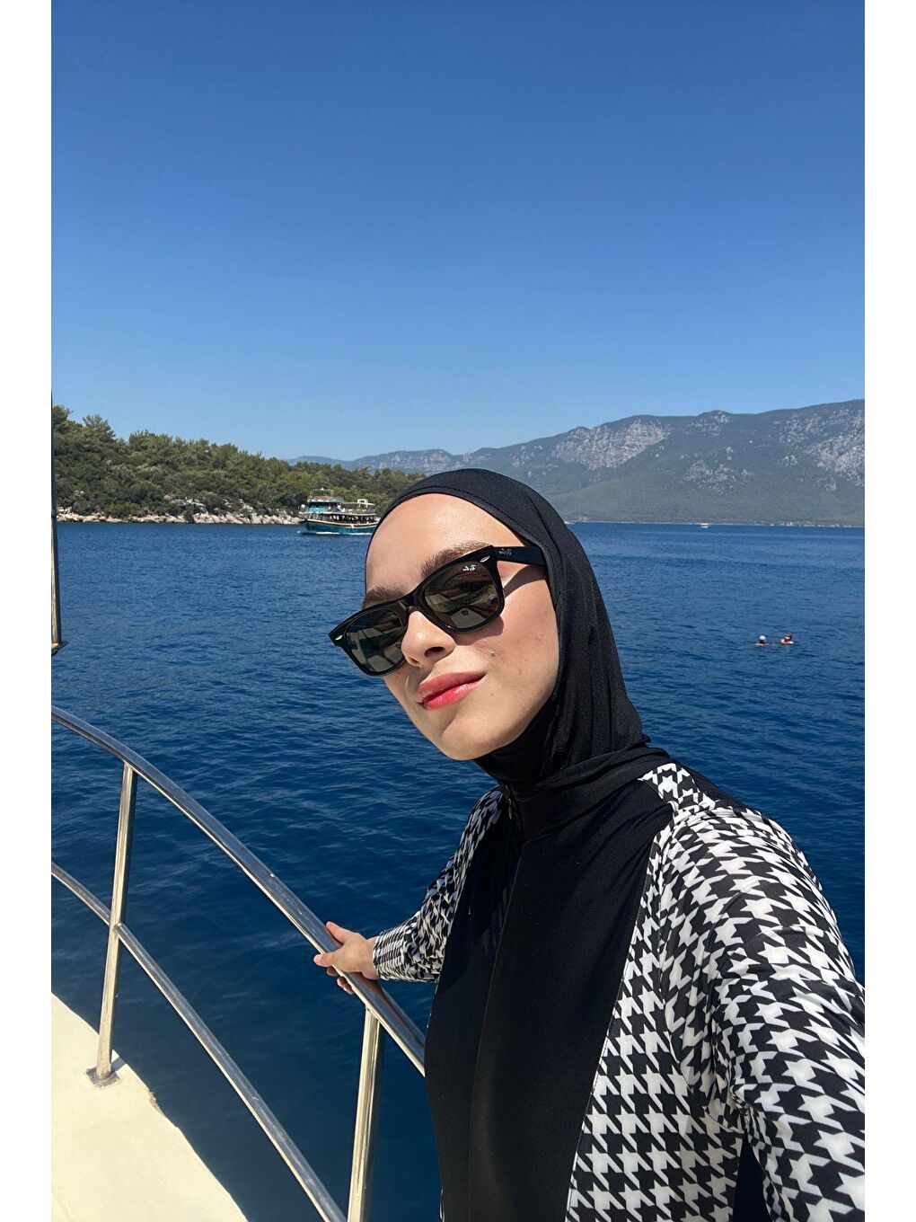 Etekli Taytlı Tam Kapalı Tesettür Mayo C13059 Siyah-2