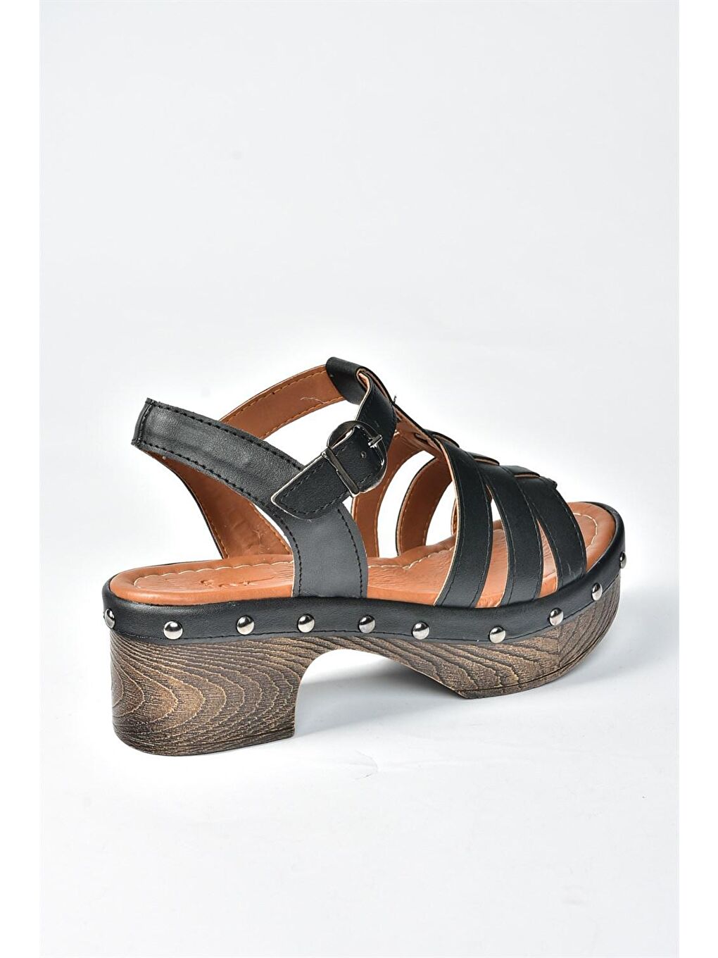 Siyah Kalın Tabanlı Kadın Sandalet M996303009-3