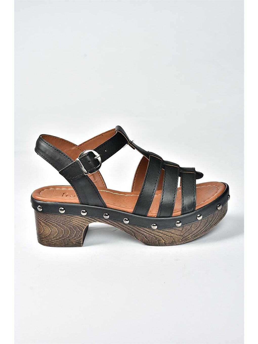 Siyah Kalın Tabanlı Kadın Sandalet M996303009