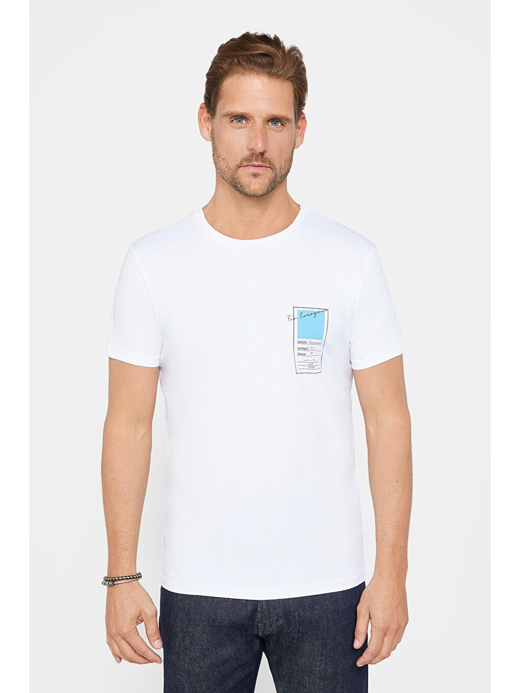 Erkek Slim Fit Dar Kesim %100 Pamuk Yumuşak Dokulu Baskılı Beyaz Bisiklet Yaka Tişört-1