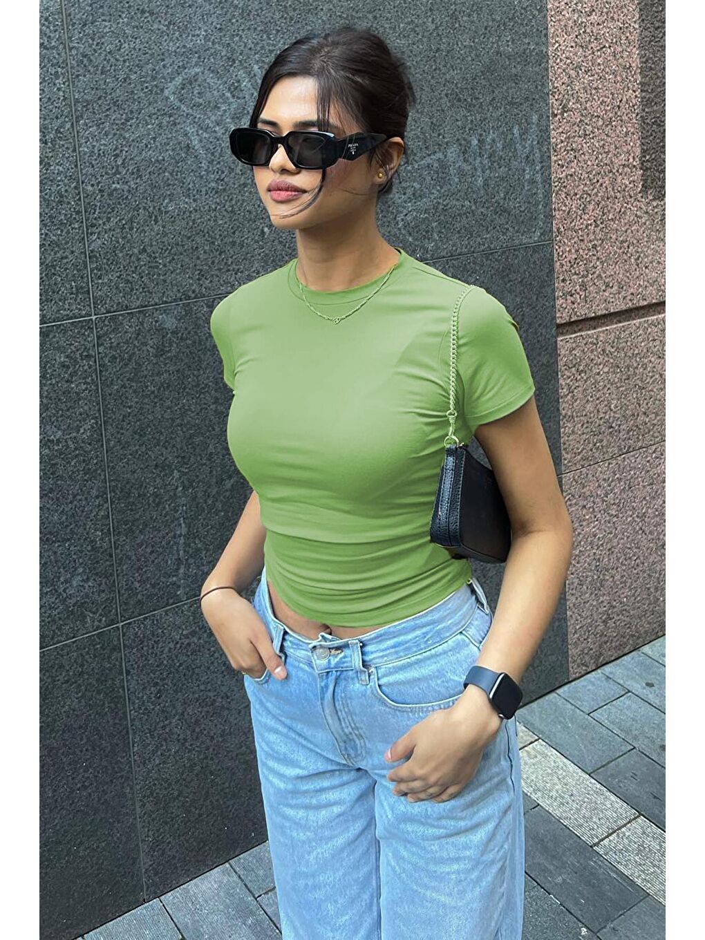 Yeşil Bisiklet Yaka Basic Kadın Tişört Mg1725-1