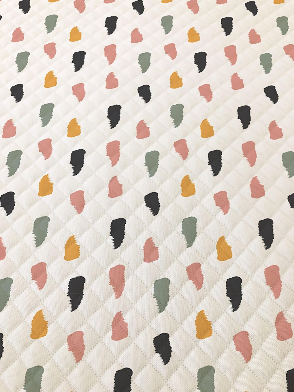 Karışık Modern Desen Çift Kişilik Baskılı Pike (200x220 Cm) Renkli-1