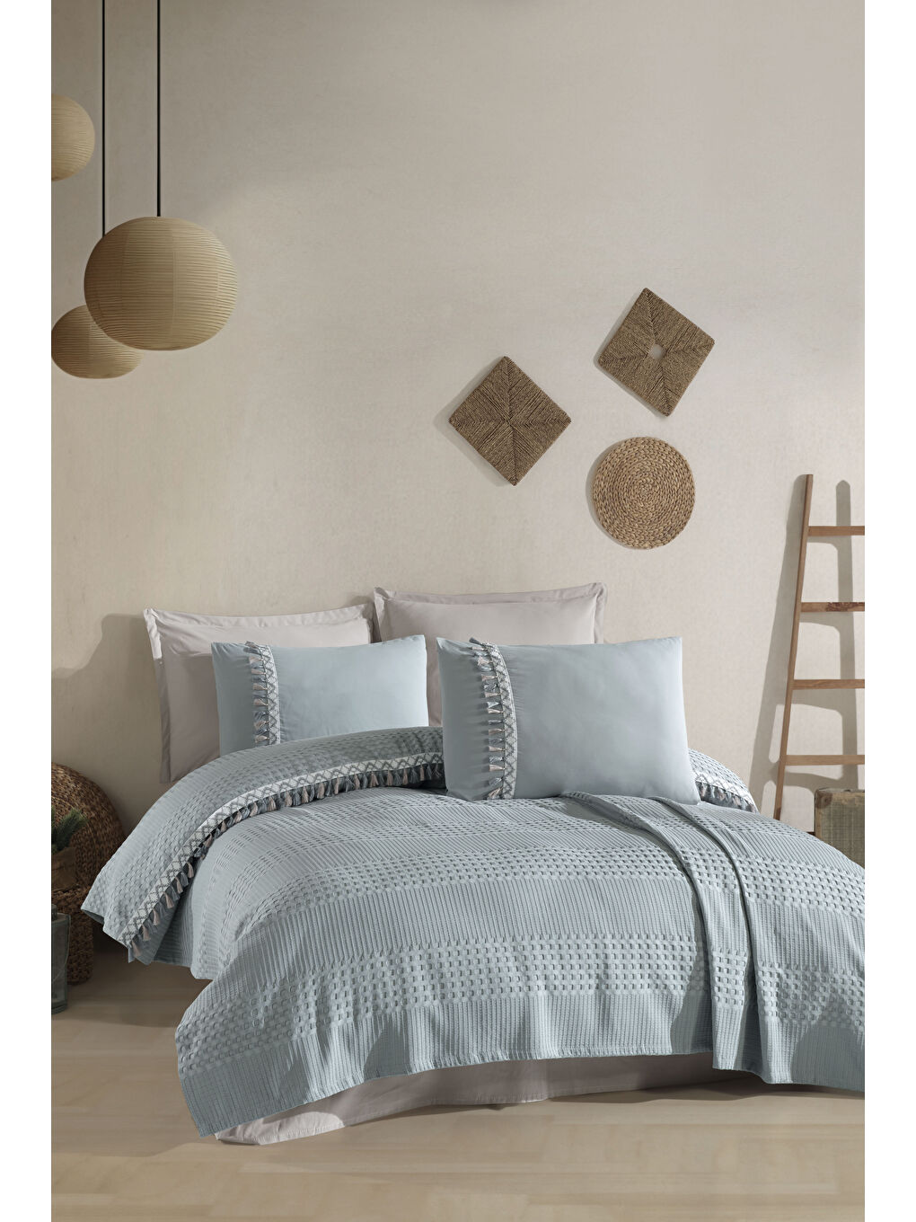 Yeşil Butik Tek Kişilik Püsküllü Pike Takımı Bohamline Mint-1