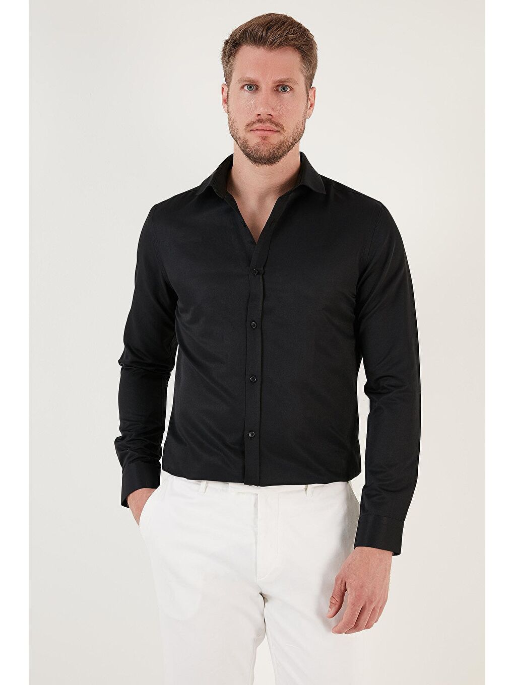 Siyah Pamuk Karışımlı Uzun Kollu Slim Fit Gömlek CF23S7491-1