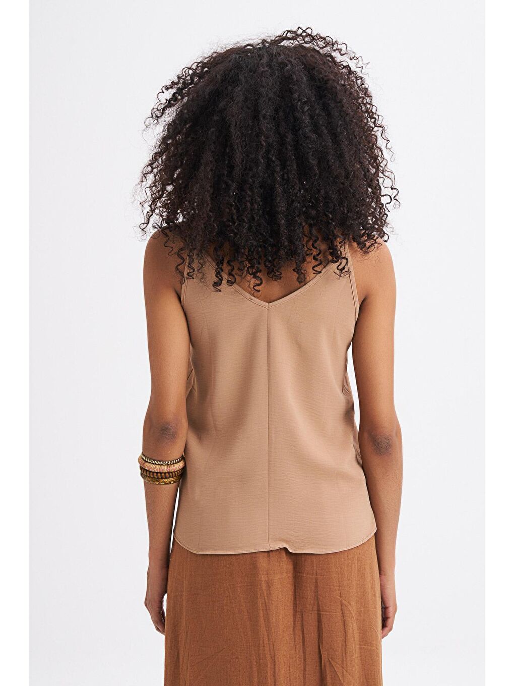 Sarı Askılı V Yaka Bluz Camel-4