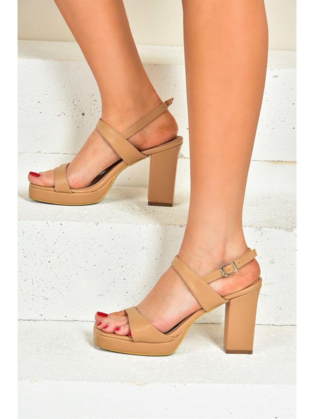 Bej Ten Kalın Platform Topuklu Kadın Ayakkabı M282062309-4