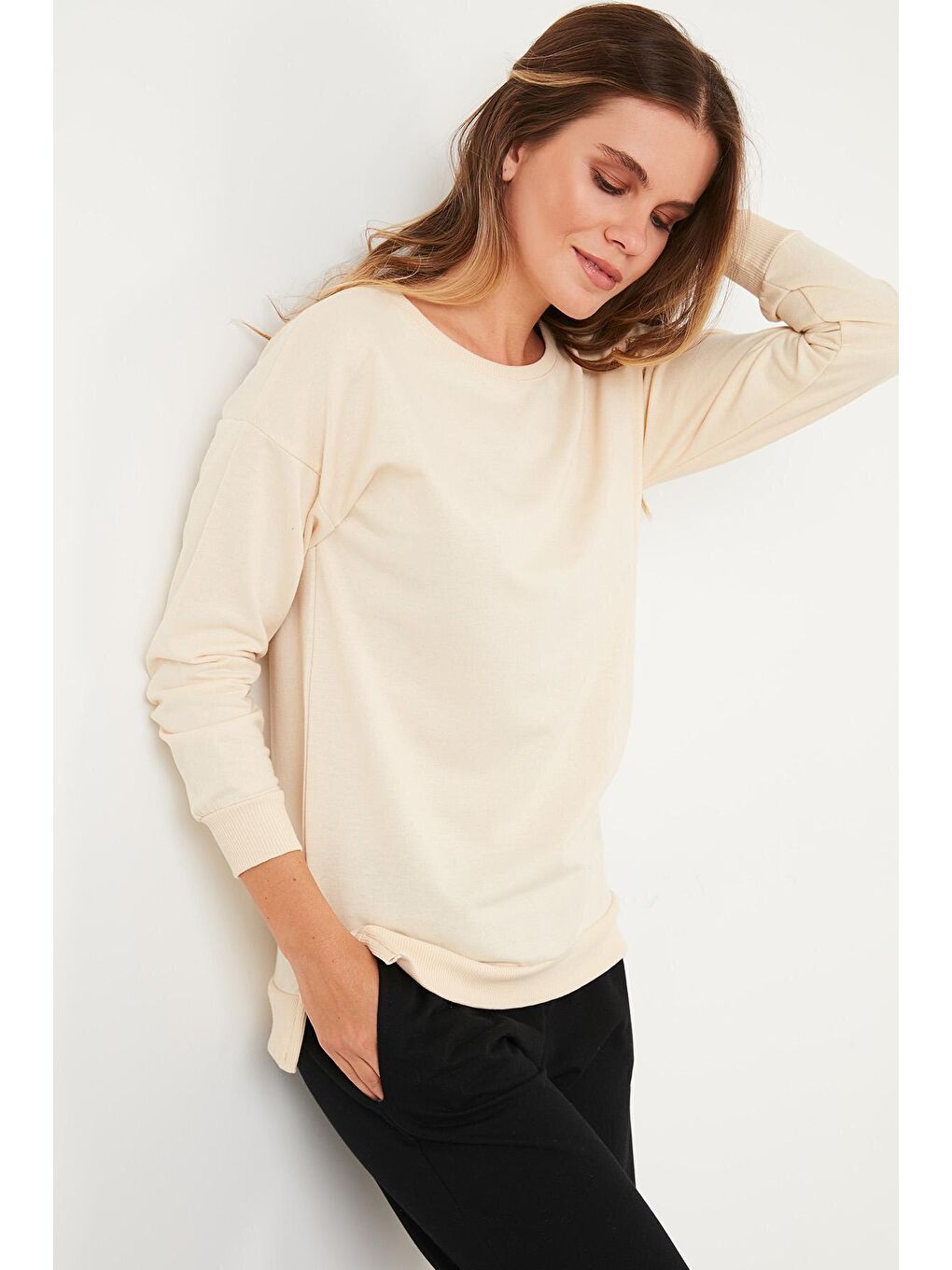 Lela Gri Pamuklu Bisiklet Yaka Basic Örme Sweat 5863569 - 2