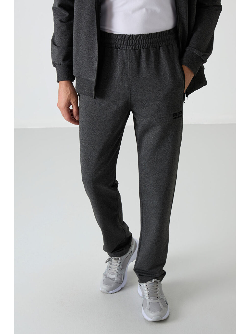 Troy Antrasit Melanj Dik Yaka Fermuarlı Standart Kalıp Erkek Eşofman Takım - 85196-3