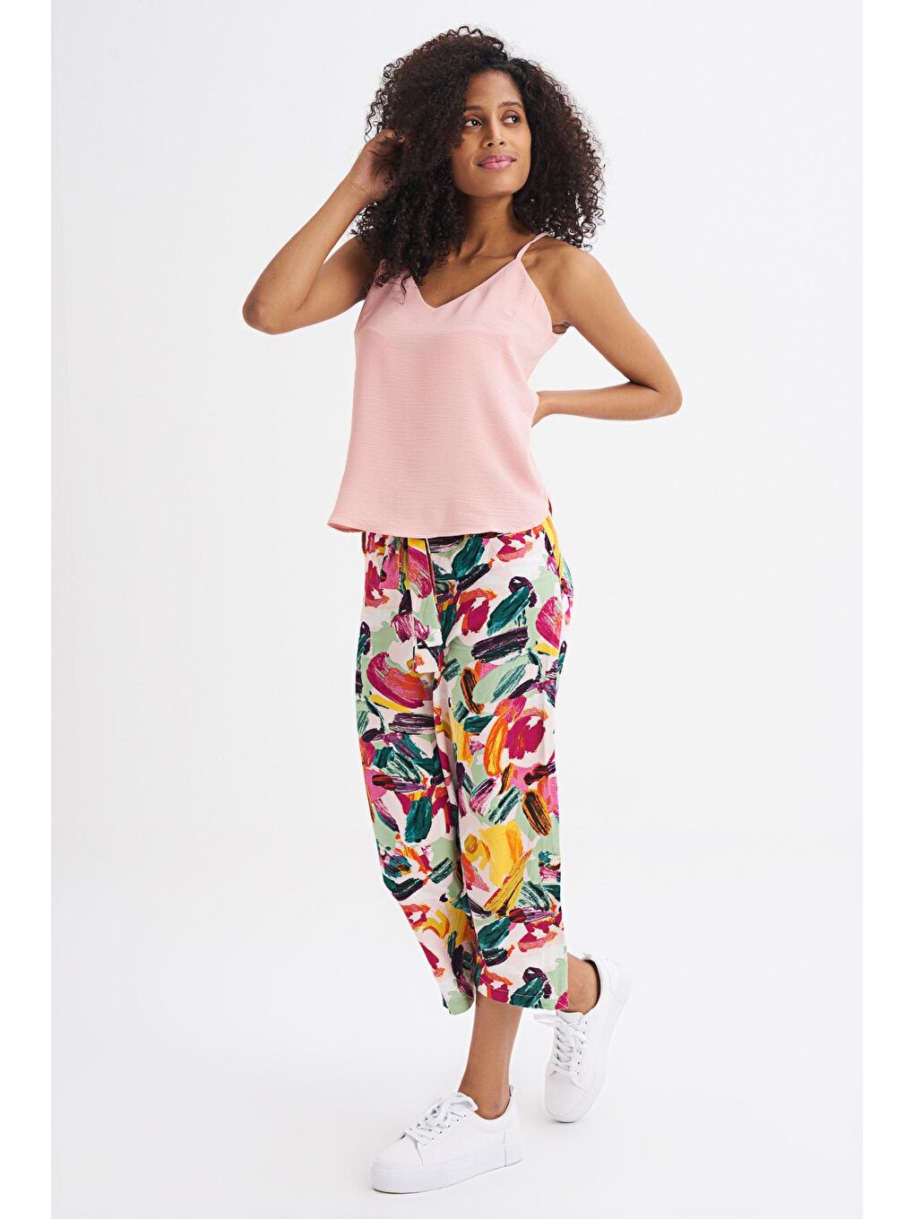 Pembe Askılı V Yaka Bluz Pudra-1