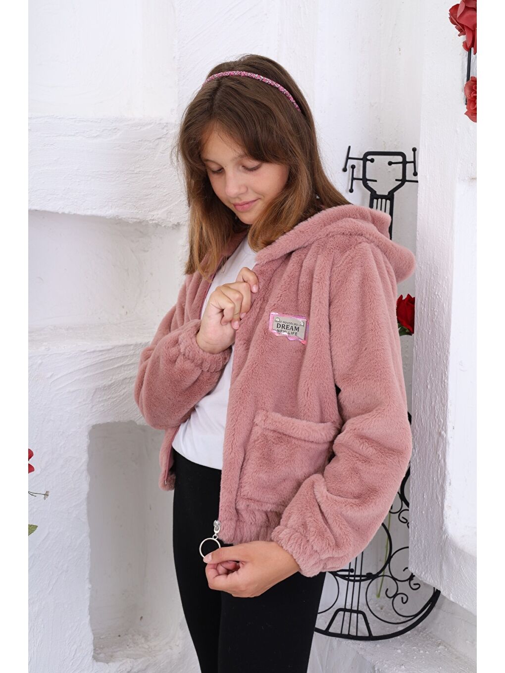 Pembe Armalı Kapüşonlu Kız Pelüş Mont 16777-1