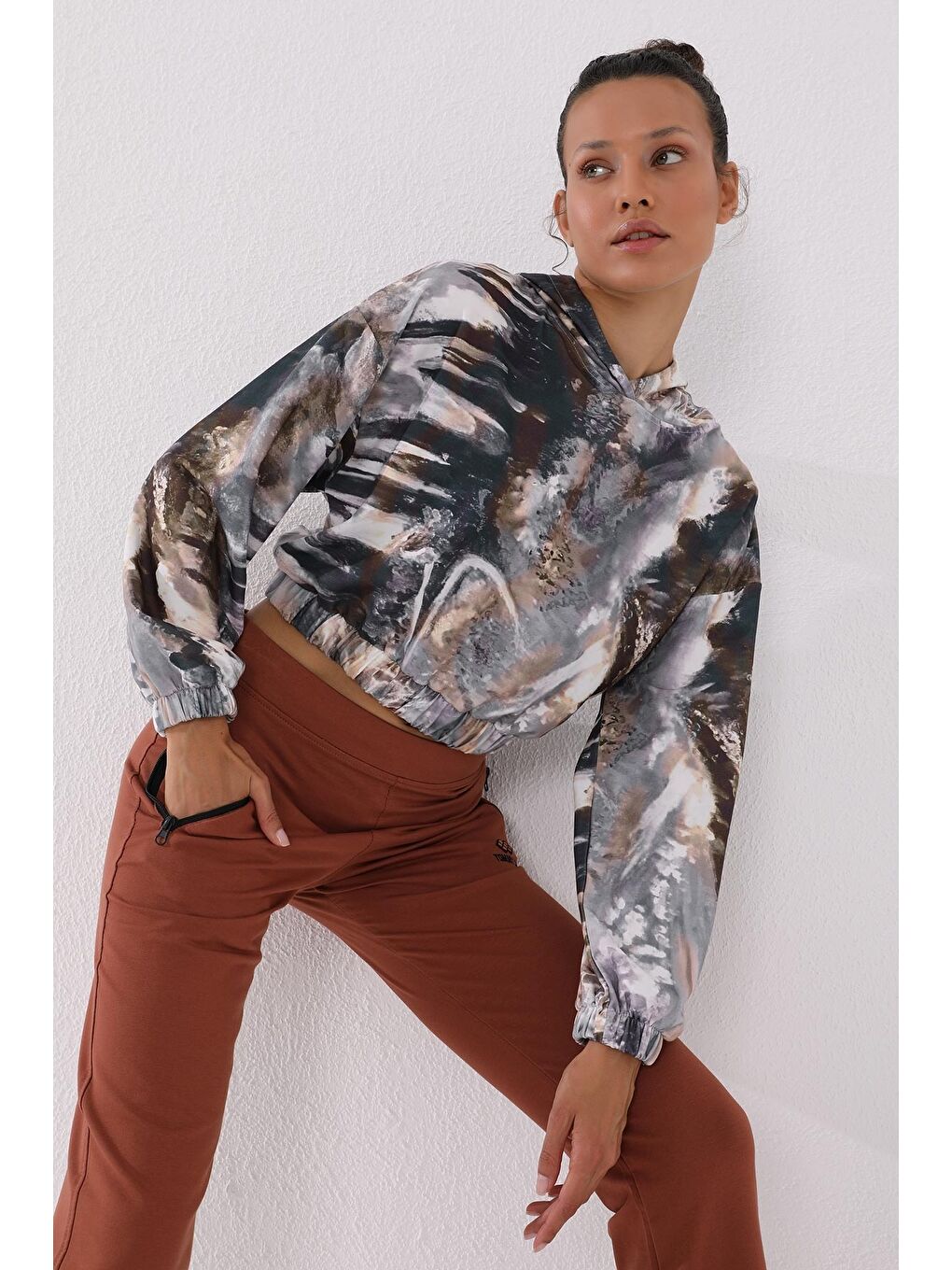 Kahverengi Tarçın Fermuar Cepli Rahat Form Klasik Paça Kadın Eşofman Alt - 94195-2