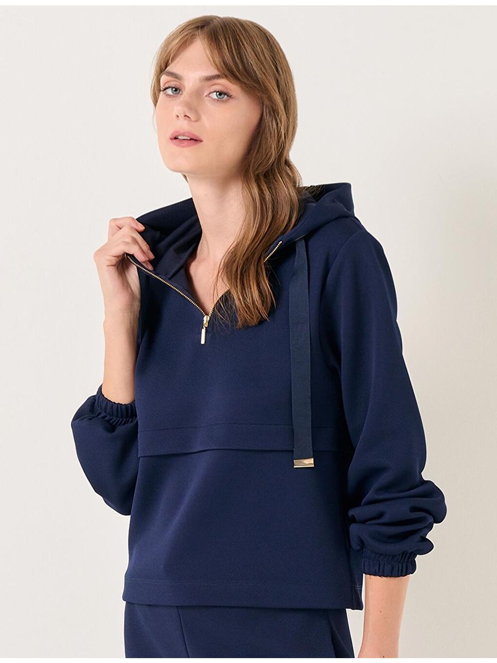 Lacivert Uzun Kollu Rahat Kapüşonlu Sweatshirt